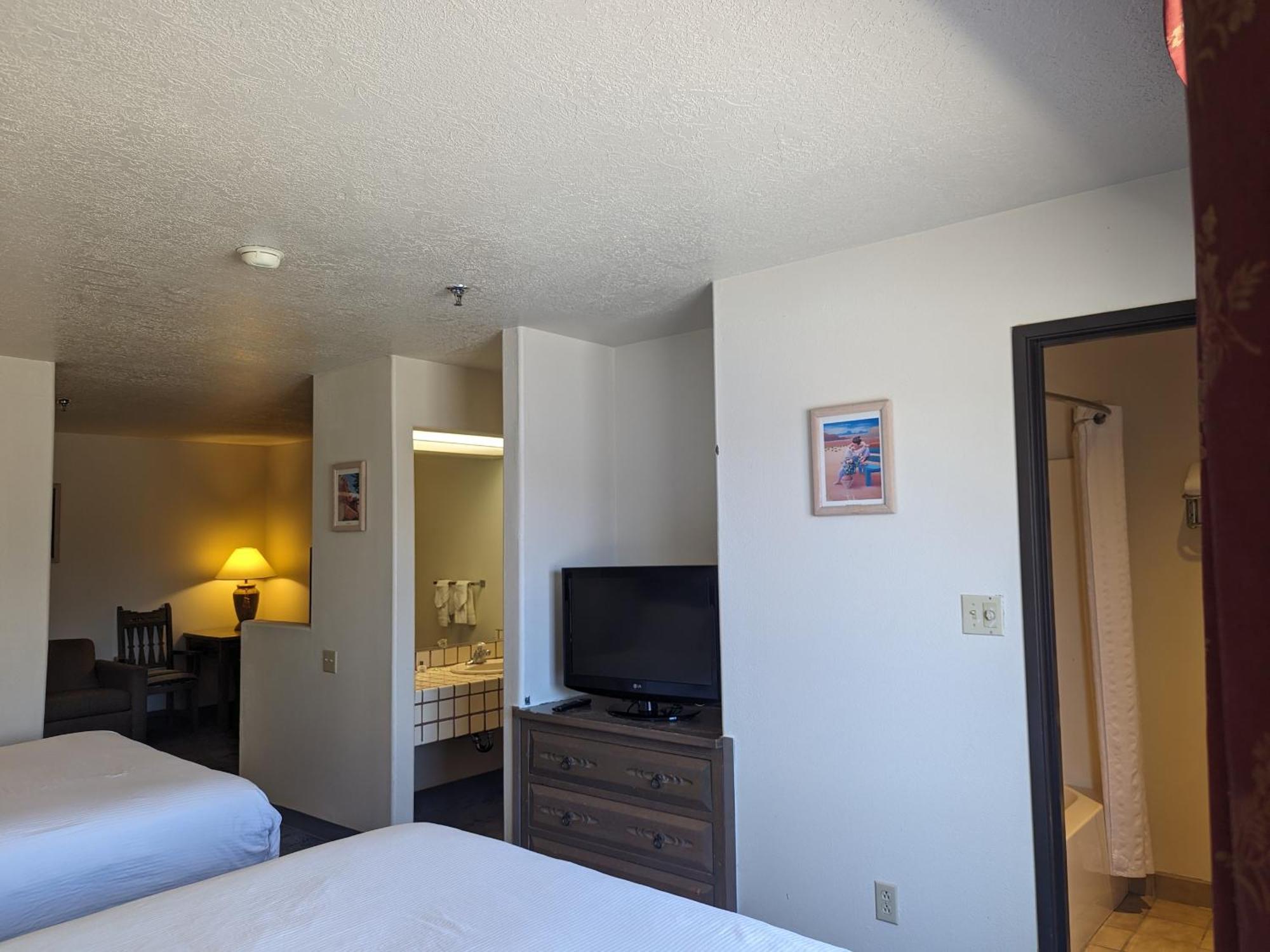 Sagebrush Inn & Suites Таос Экстерьер фото